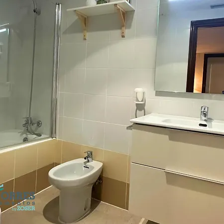 Apartment Dos Torres Varda Balcony & Private Parking *