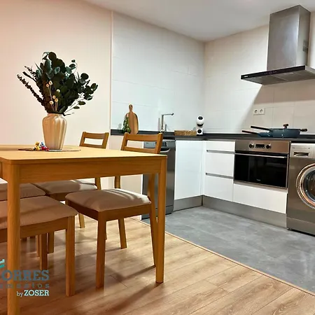 Dos Torres Varda Balcony & Private Parking Apartment Zaragoza